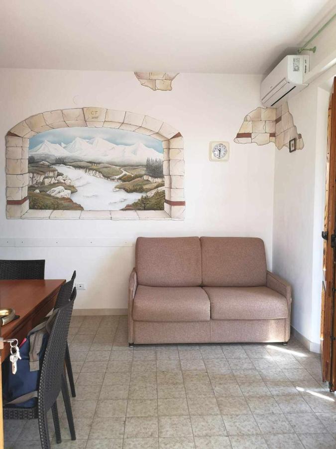 Апартаменты Giardino Sul Mare Casa Casoni Нумана Экстерьер фото